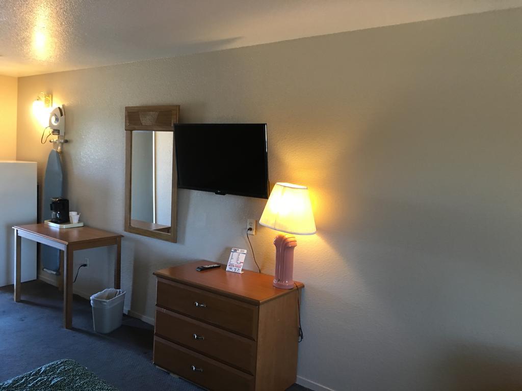Applegate Inn Atwater Dış mekan fotoğraf