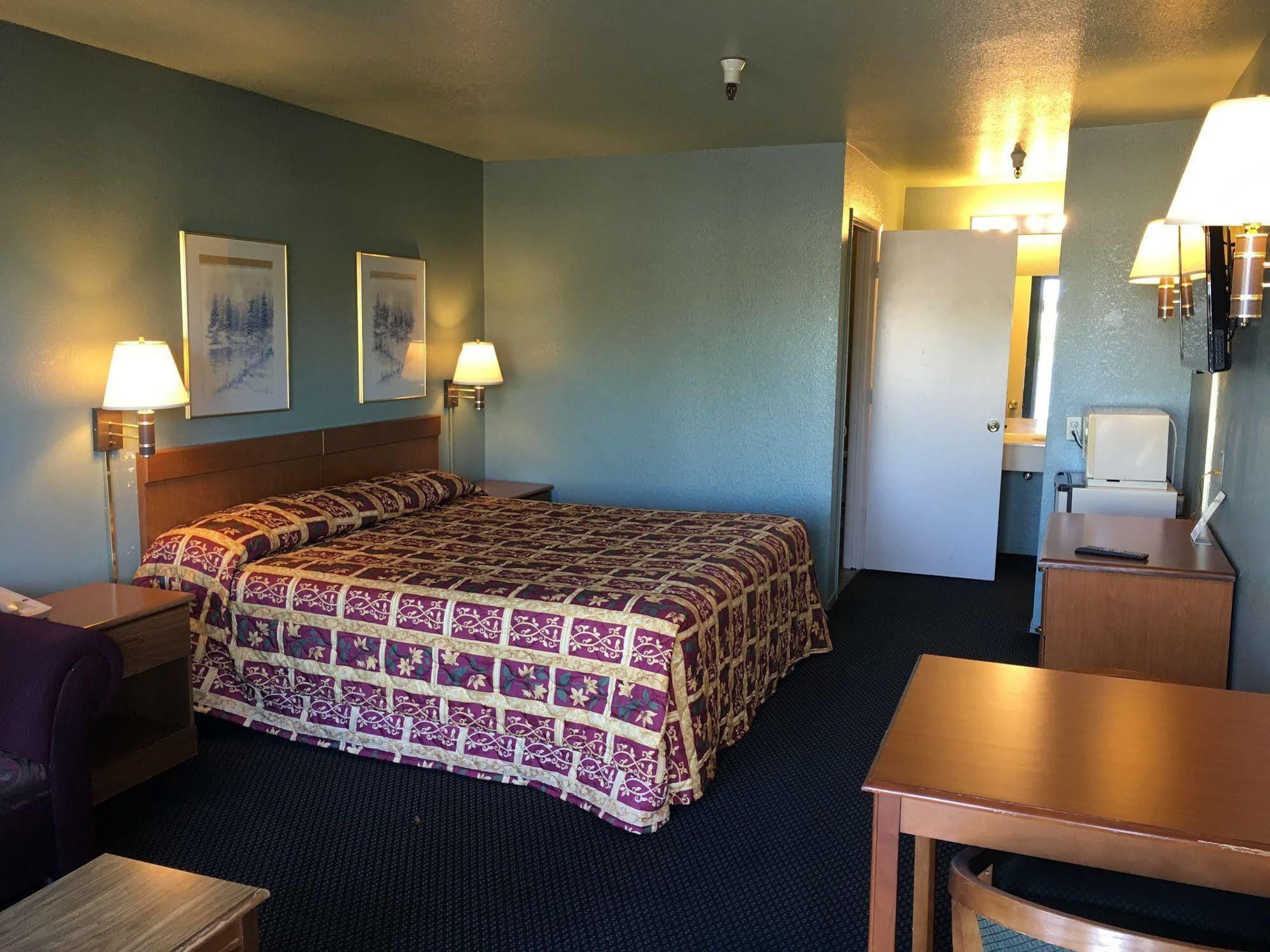 Applegate Inn Atwater Dış mekan fotoğraf